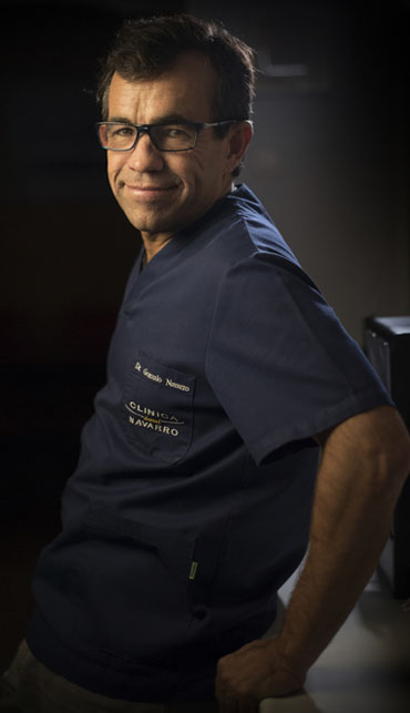Dr. Gonzalo Navarro Boto